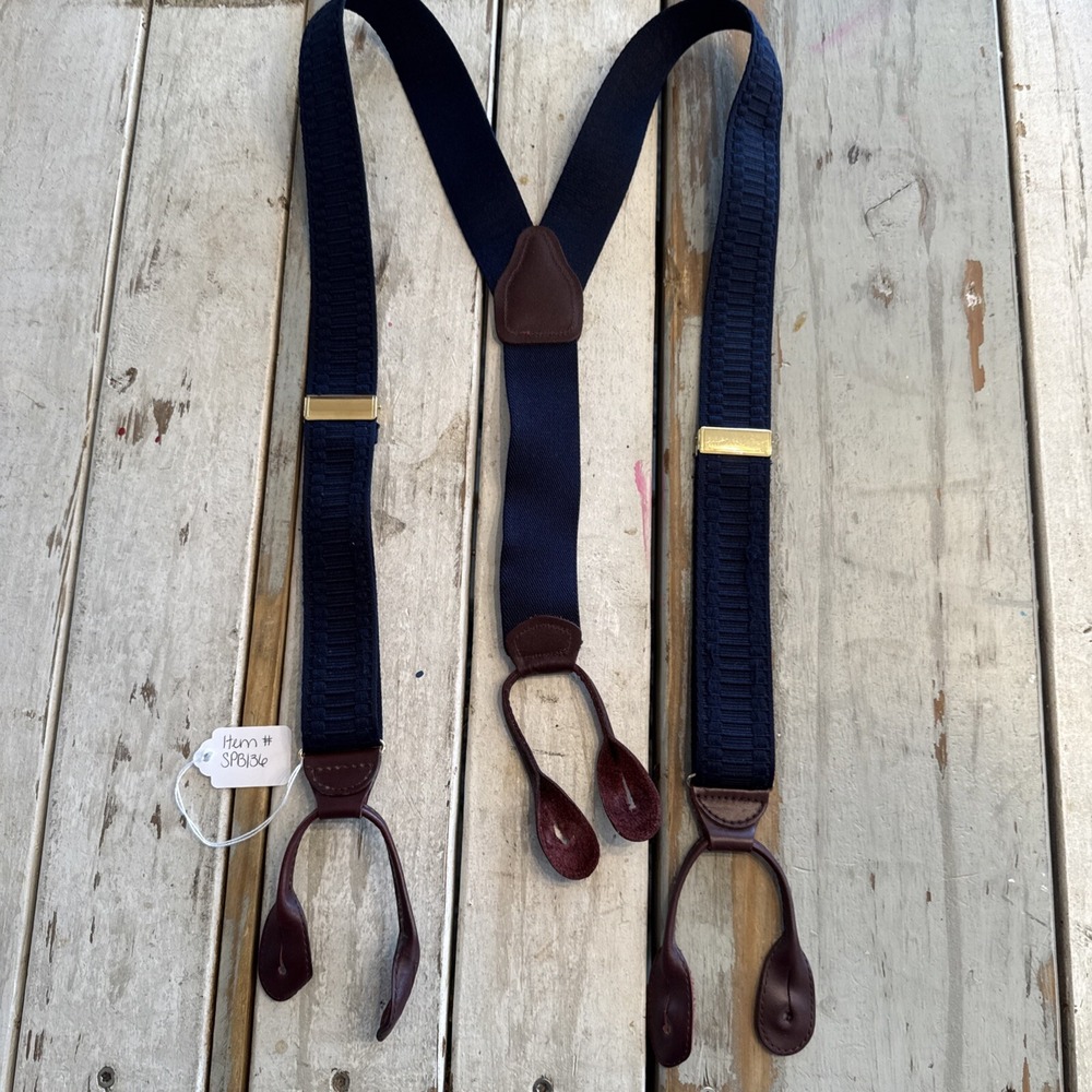 VINTAGE PELICAN USA NAVY BUTTON‎ ON SUSPENDERS READ DESCRIPTION SPB136